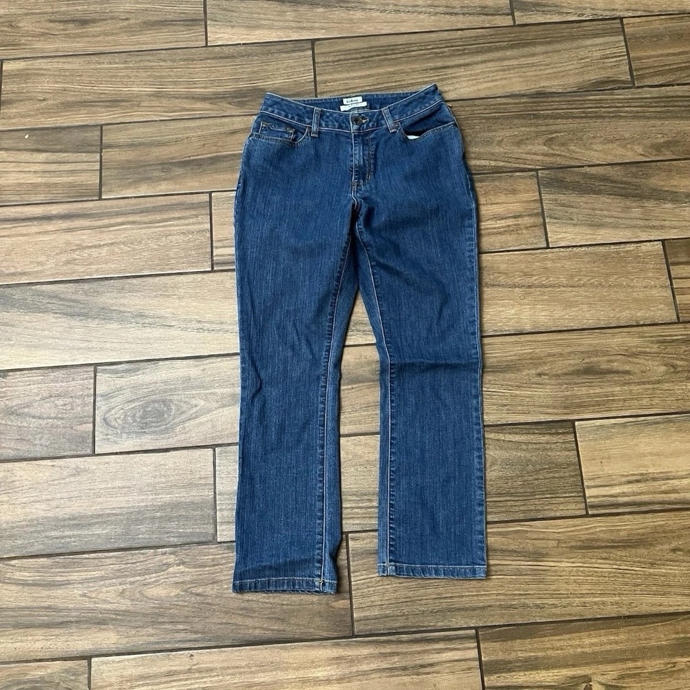 LL Bean Classic Fit Jeans Womens 4 Petite Blue Straight Leg Denim Dark Wash